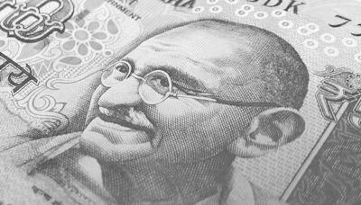 Mahatma Gandhi did not initially appear on Indian currency notes, find what happened later