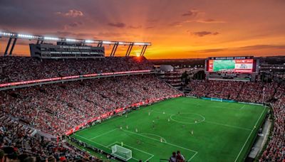 Soccer show at Williams-Brice delivers an epic night for fans, USC and Columbia