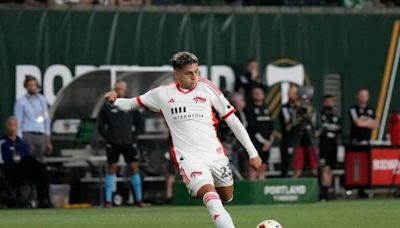 La pinchó de afuera del área: el golazo de López Muñoz en la MLS