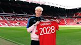 Alejandro Garnacho renovó su contrato con Manchester United hasta 2028, en pleno tironeo entre la AFA y el club por su presencia en el Mundial Sub 20