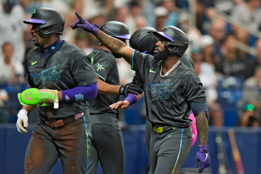 Randy Arozarena homers and drives in 4 runs, Rays beat Yankees 7-2