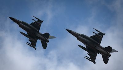 Ukraine seeks retired F-16 pilots to fly its jets while it trains new pilots