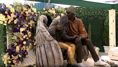 New Kobe Bryant and Gianna Bryant statue celebrates the basketball legend's love for his daughters