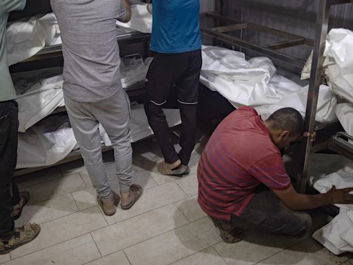 Ataque aéreo de Israel mata al menos a 27 personas en complejo escolar cerca de Khan Younis, según el Ministerio de Salud de Gaza