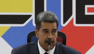 Nicolás Maduro se queda solo