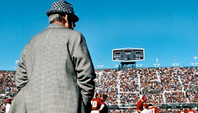 Bill Walton and Bear Bryant are forever linked in sports history