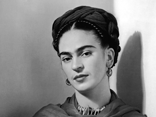 Taller "Desde el corazón" invita a crear arte objeto sobre Frida Kahlo • Once Noticias