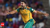 'He gave me a massive hug': Tabraiz Shamsi reveals heartwarming moment with iconic pacer Dale Steyn | Cricket News - Times of India