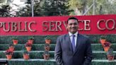 Meet IAS Ashish Kumar Singhal, Who Cleared UPSC After 4 Failed Attempts - News18