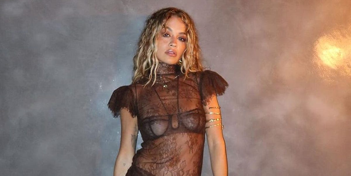 Rita Ora just blessed our timelines with a new nude selfie