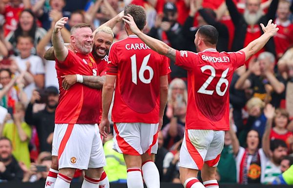 Wayne Rooney rolls back years with incredible free-kick for Man Utd legends