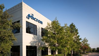 What's Going On With Micron Tech Stock On Monday? - Micron Technology (NASDAQ:MU)
