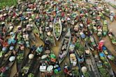 Floating market