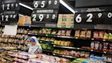 Malasia pide a sus habitantes evitar compras de pánico de arroz ante alza de precios de importación