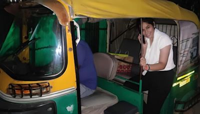 Woman cop disguised as tourist takes late-night stroll in auto. Here’s what happened next