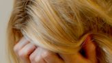 ¿Por qué a las mujeres les dan más dolores de cabeza que a los hombres?