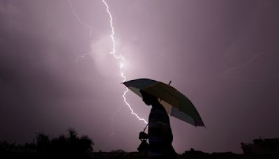 Evita ser golpeado por un rayo: usa estos consejos en caso de tormenta eléctrica