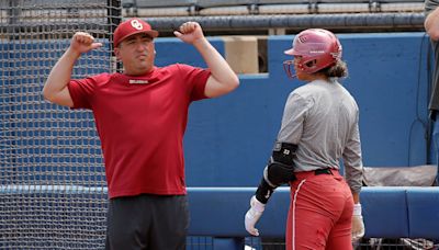 Oklahoma softball assistant JT Gasso's 'Boone slap' gives Sooners another offensive weapon