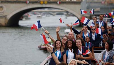 The Seine hosts Olympic triathlon: How much did Paris spend on cleaning up the polluted river?