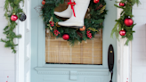 It's Christmas! Time to Decorate Your Front Door With These DIY Ideas