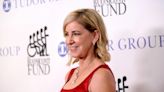 Chris Evert announces she's "cancer-free" more than 1 year after diagnosis