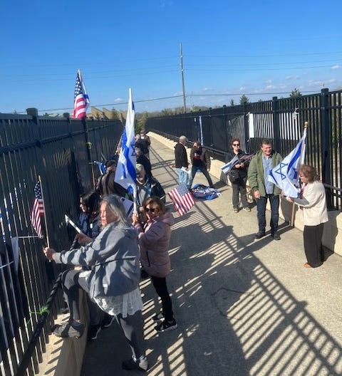 During Passover and NFL draft, Michigan protests were held on both sides of war in Gaza