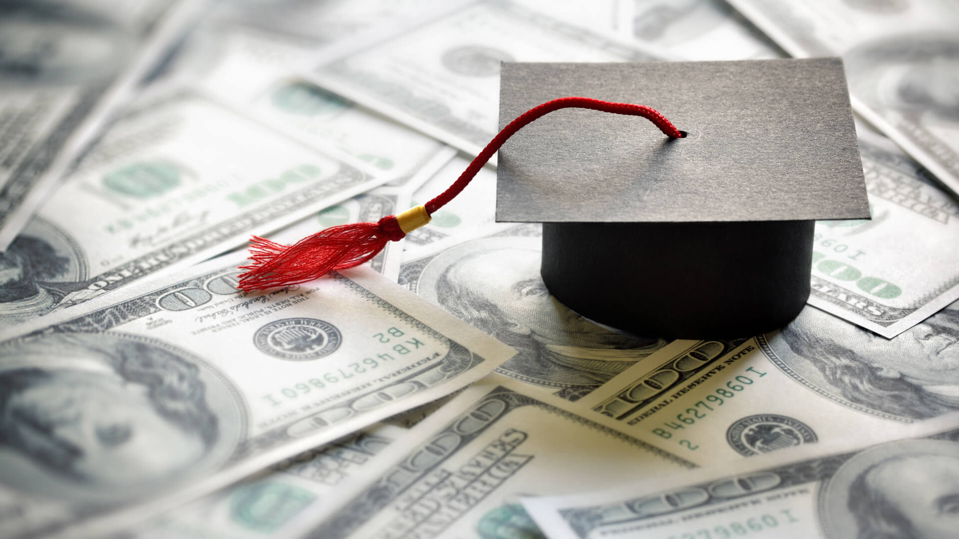 I Paid Off $89K in Student Loan Debt in 5 Years: 3 Strategies That Helped Me Do It