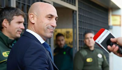 La jueza de la Supercopa ordena "suprimir" el vídeo y dejar solo el audio de la declaración de Luis Rubiales