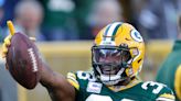 Aaron Jones pays homage to Kobe Bryant by wearing his No. 33 high school basketball jersey ahead of Packers-Eagles game