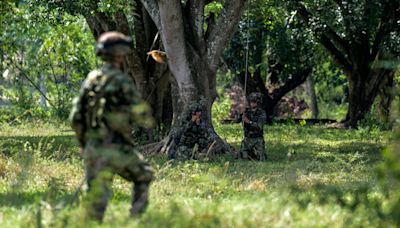 Atención: Cinco soldados heridos de bala tras combates con disidentes en Argelia