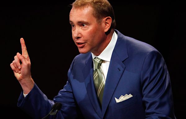 Fed rate cuts are arriving too late and layoffs show the US economy is already in a recession, bond king Jeff Gundlach says