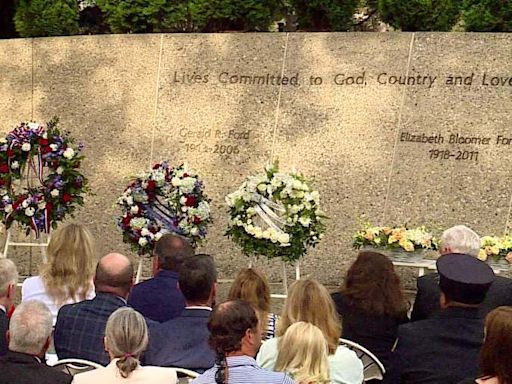 Wreath-laying ceremony marks Gerald R. Ford’s birthday