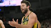 Sacramento Kings sign Matthew Dellavedova to one-year contract