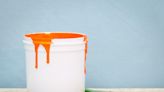 Man Shares Genius Hack That Makes Pouring Paint Mess