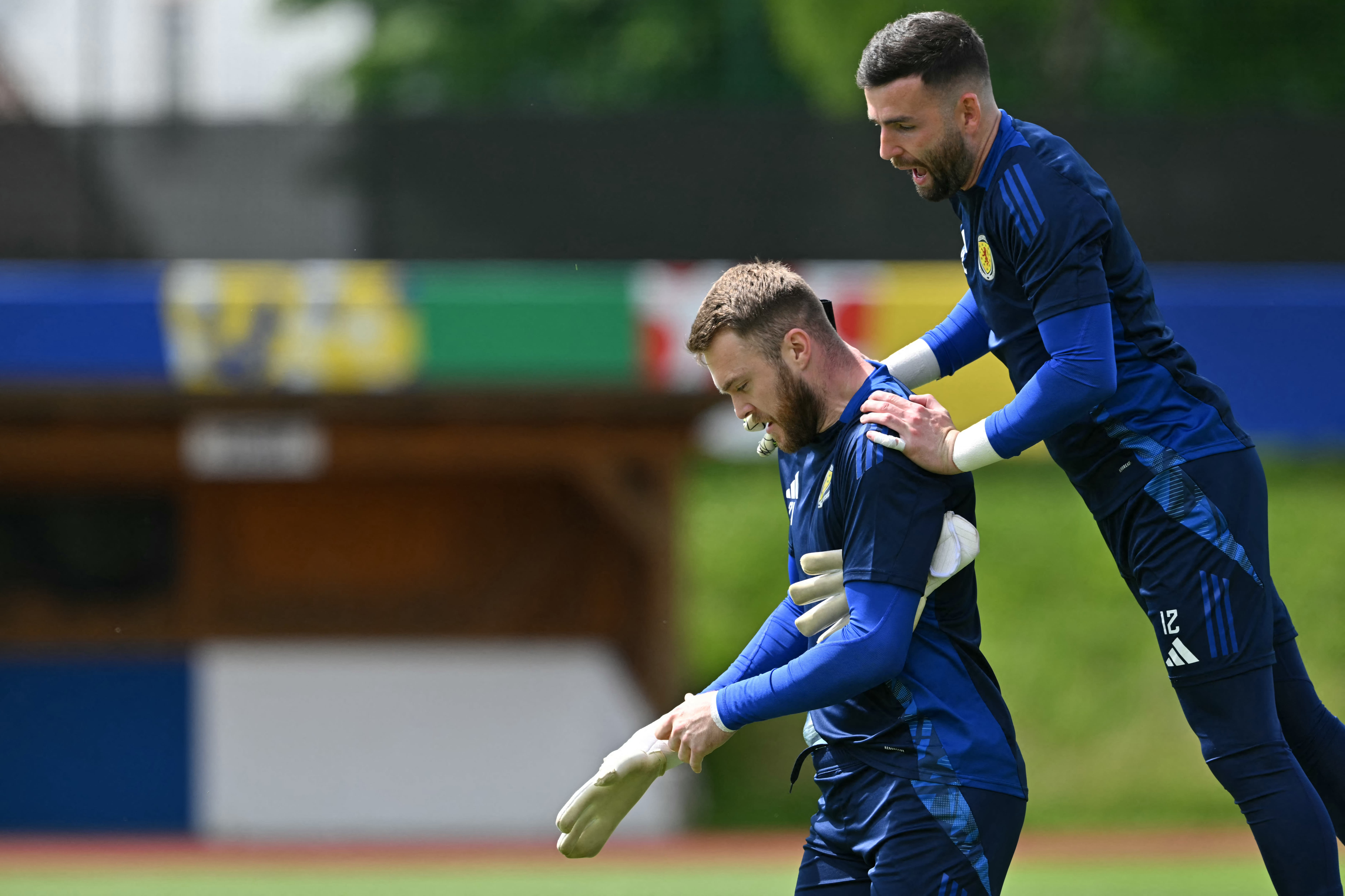 Rangers sign Scotland goalkeeper Liam Kelly for second time