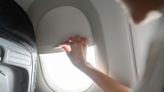 Was This Woman Right to Stop Stranger's Kid Repeatedly Closing Plane Window Shade? A Travel Expert Answers