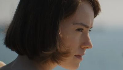 Young Woman and the Sea Clip: Daisy Ridley Swims Through a Swarm of Jellyfish