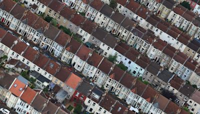 UK housebuilding stocks lifted by Labour election win