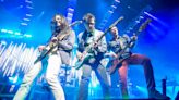 Weezer Touring With Modest Mouse, Spoon, White Reaper and More This Summer