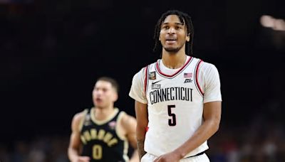 UConn's Stephon Castle Declares for 2024 NBA Draft; Projected Top-10 Pick