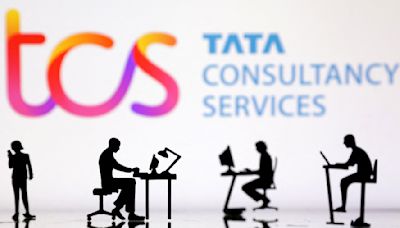 TCS reports rise in Q1 hiring, gives 4.5-7% increment