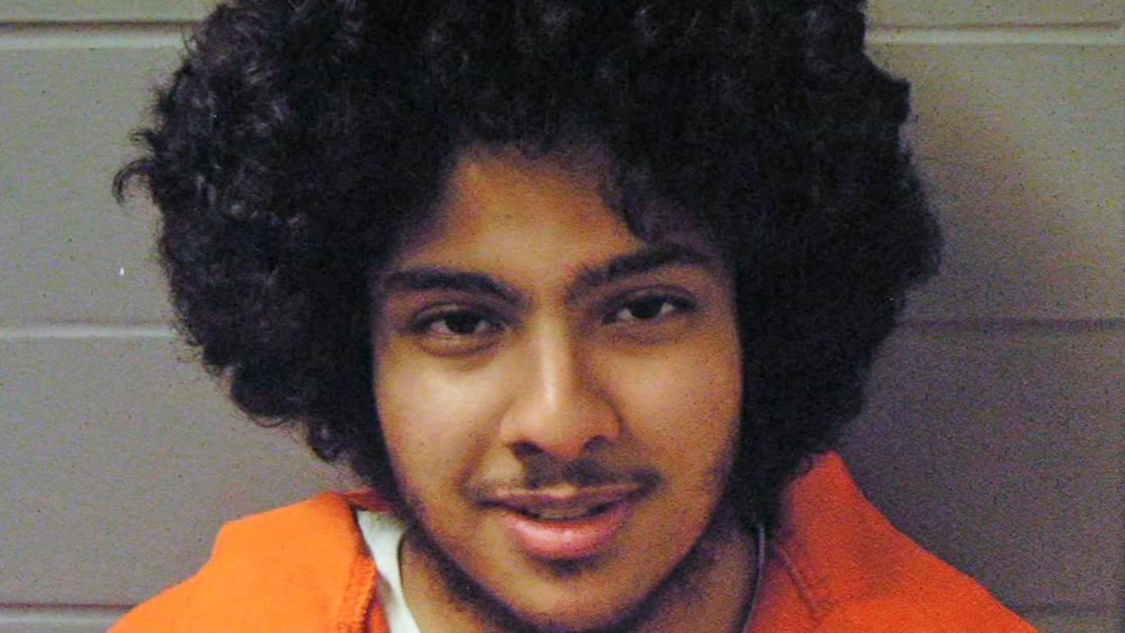 Convicted terrorist re-sentenced to 27 years in prison after 2012 downtown Chicago bomb plot