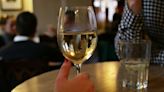 Removing largest wine serving ‘reduces amount sold in bars and pubs’