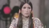 Sacheen Littlefeather booed for refusing Marlon Brando’s Oscar in protest of Native American mistreatment