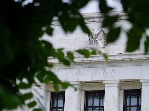 La Fed mantiene las tasas y apunta a una posible baja en septiembre