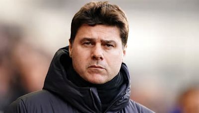 Joe Cole claims Chelsea boss Mauricio Pochettino has the 'hardest job in world football' and urges his former side to stick with the Argentine despite the Blues' disappointing ...