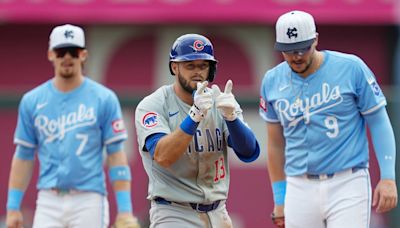 Slumbering bats + bullpen meltdown cost Royals in series finale vs. Chicago Cubs