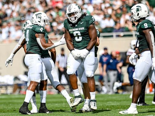 BREAKING: Miami Hurricanes DT Simeon Barrow Has Reportedly Left The Team