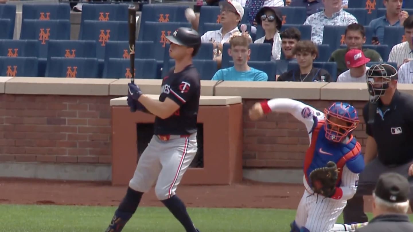 Mets Pull Off the Strangest Double Play After Bizarre Batter's Interference Call