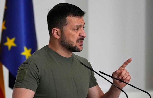 Ukraine's Zelenskyy gets more air defense missiles from Spain to fight deadly Russian glide bombs